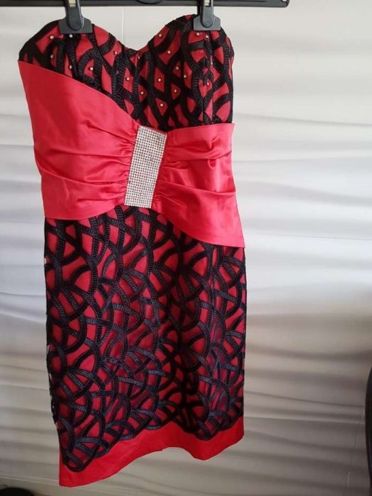 Sukienka czerwona NOWA!!! Roz. S