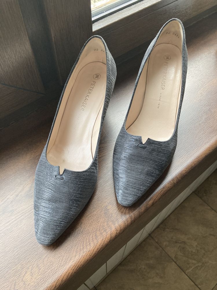 Piękne buty drogiej marki Peter Kaiser