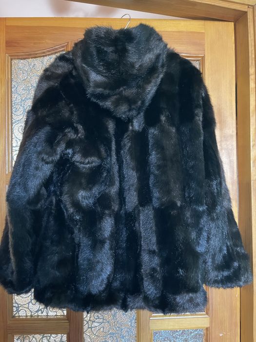 Шубка жіноча