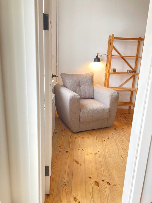 Яскрава і тепла квартира в центрі Подолу