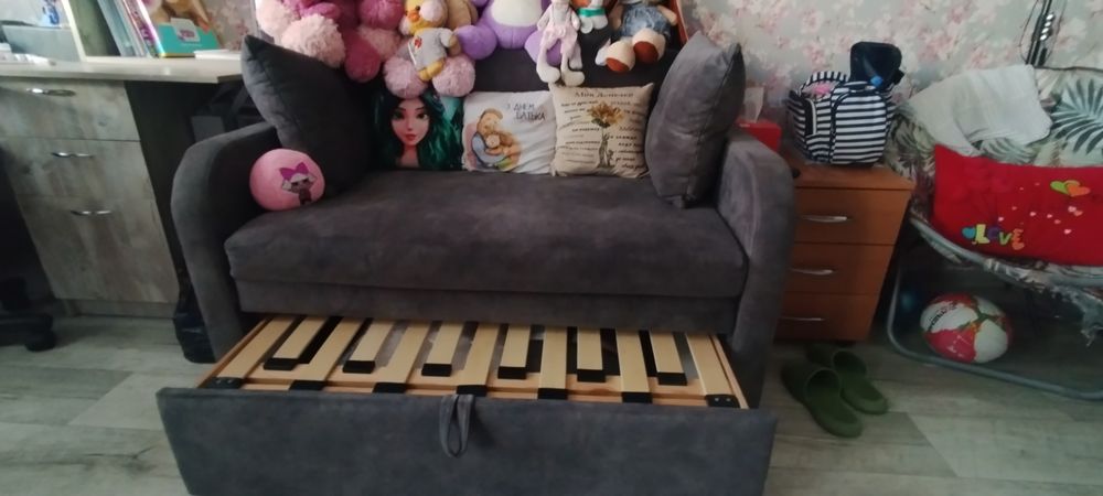 Розкладний диван вега