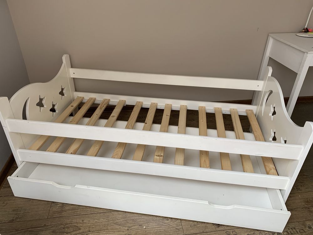 Łóżko drewniane 160 x 80