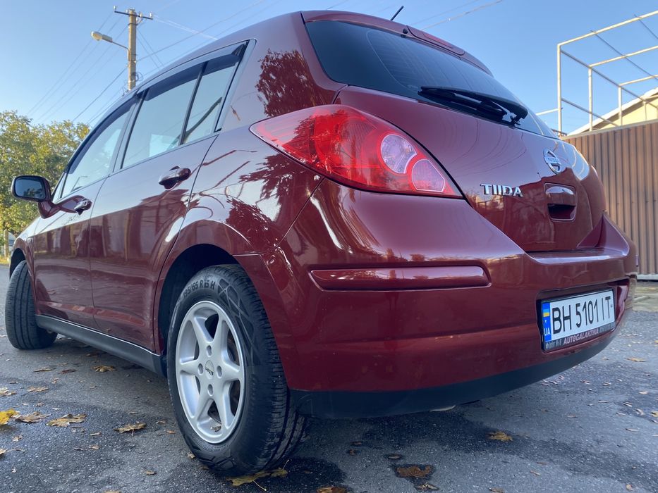 Продам Nissan Tiida
