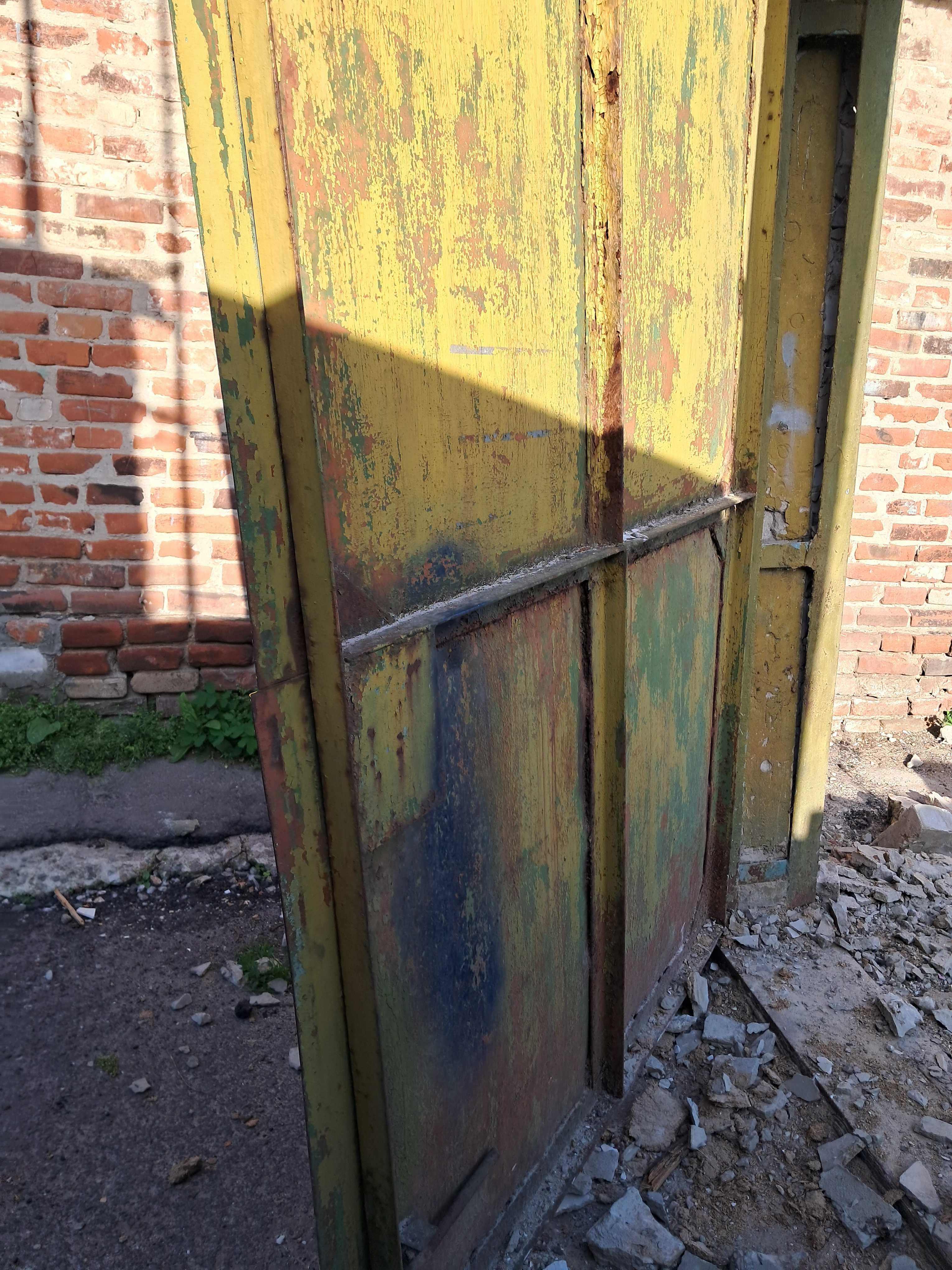 Продам ворота и калитку б/у