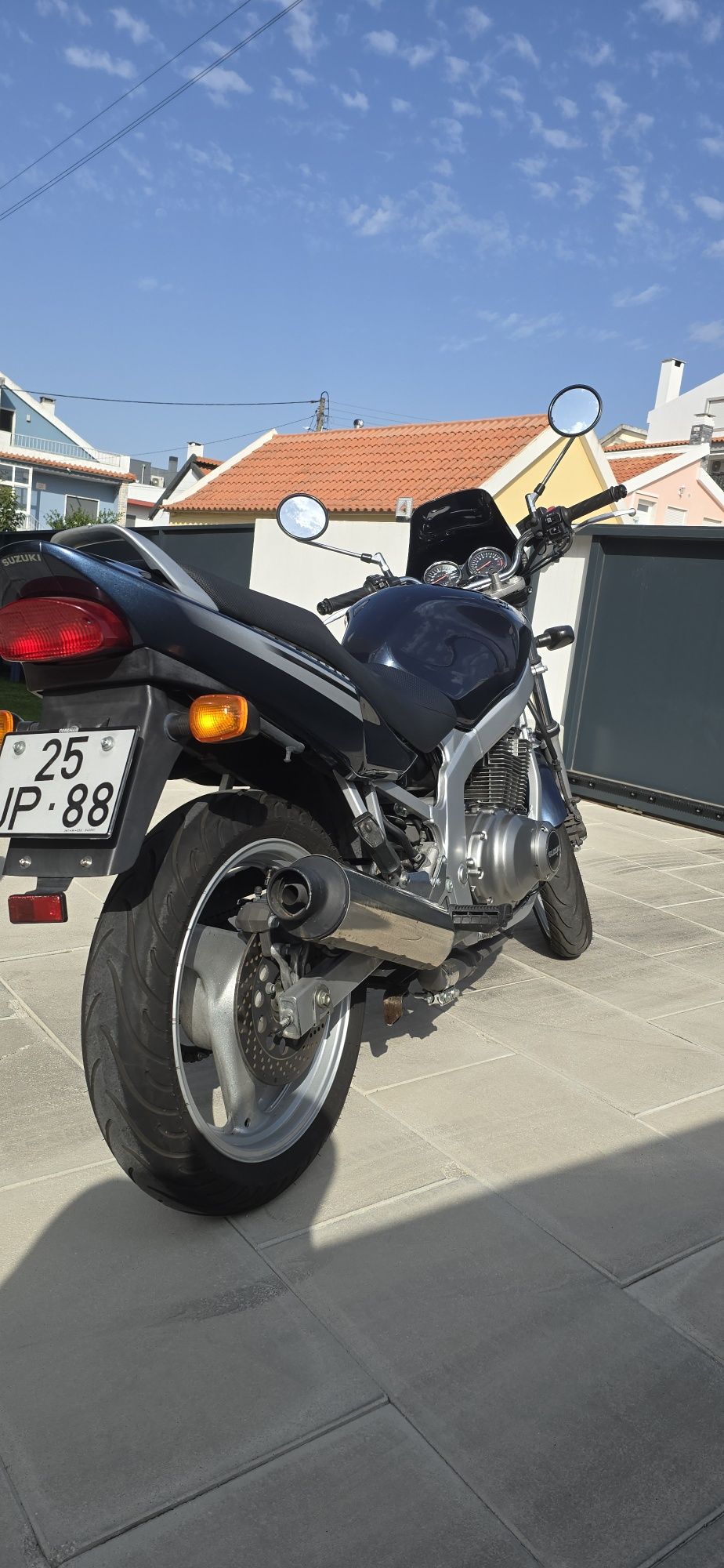 Suzuki GS500E 2010 • 25kW A2 • Revisão Recente