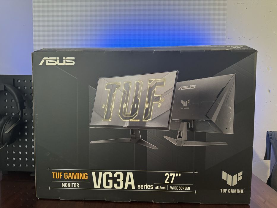 Монітор 27" ASUS TUF VG27AQ3A підсвітка Skydimo та кронштейн Anda Seat