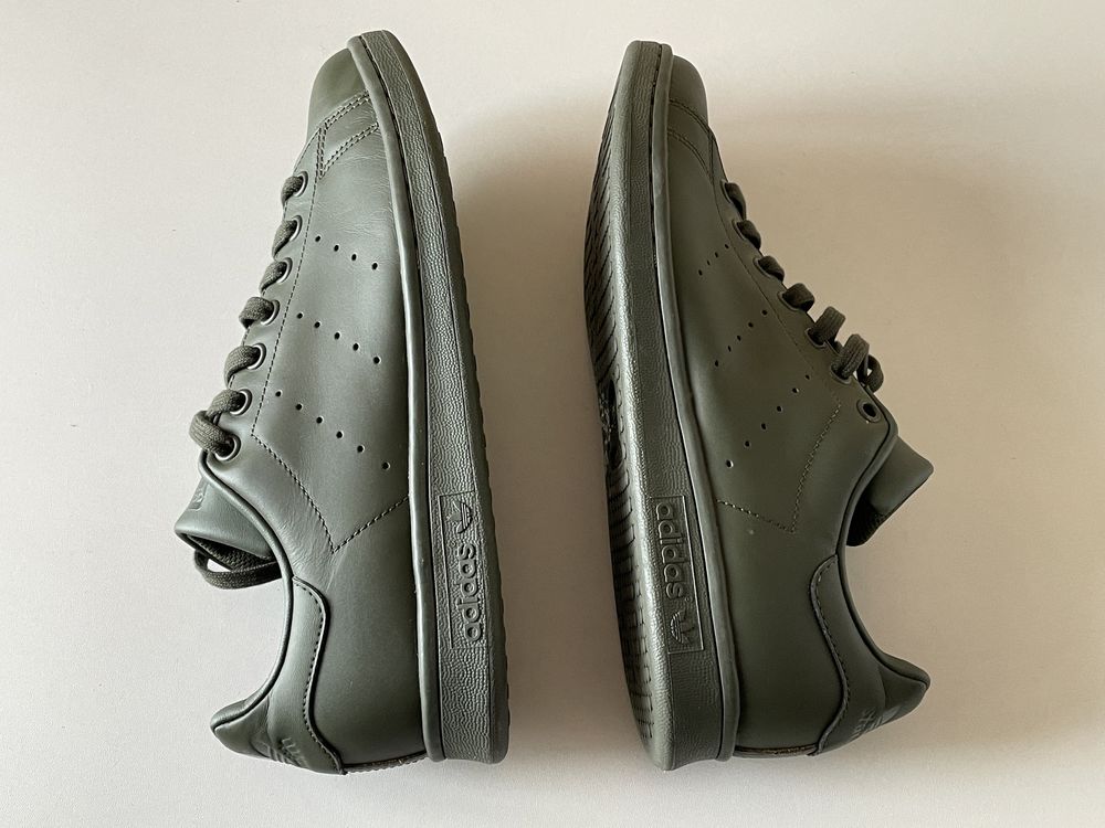 Adidas Stan Smith шкіряні кросівки р. 42 оригінал