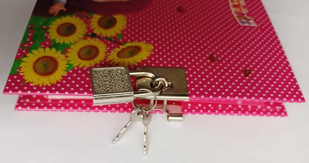 Pamiętnik dziecięcy zamykany na kłódkę Masza i Niedźwiedź nowy