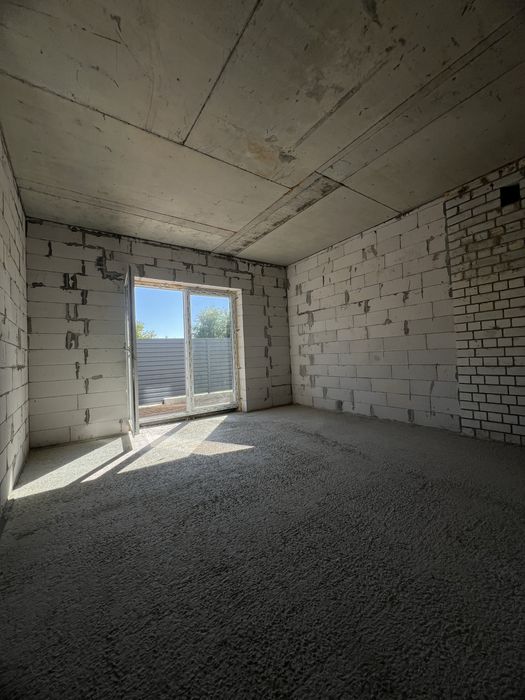 Продам таунхаус 141м2 з БОМБОСХОВИЩЕМ/ ГАЗ/центр. канал./ без комісії