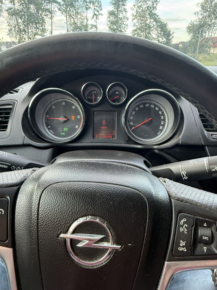 Opel insignia kombi