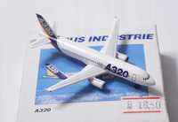 HERPA Airbus Industrie A320 skala 1:500