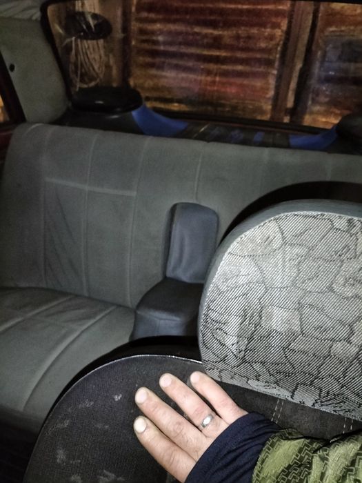 Жигульот ВАЗ 2103 1981 року народження для любителів