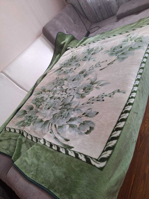 Зимнее покрывало для кровати двушка шерстянное