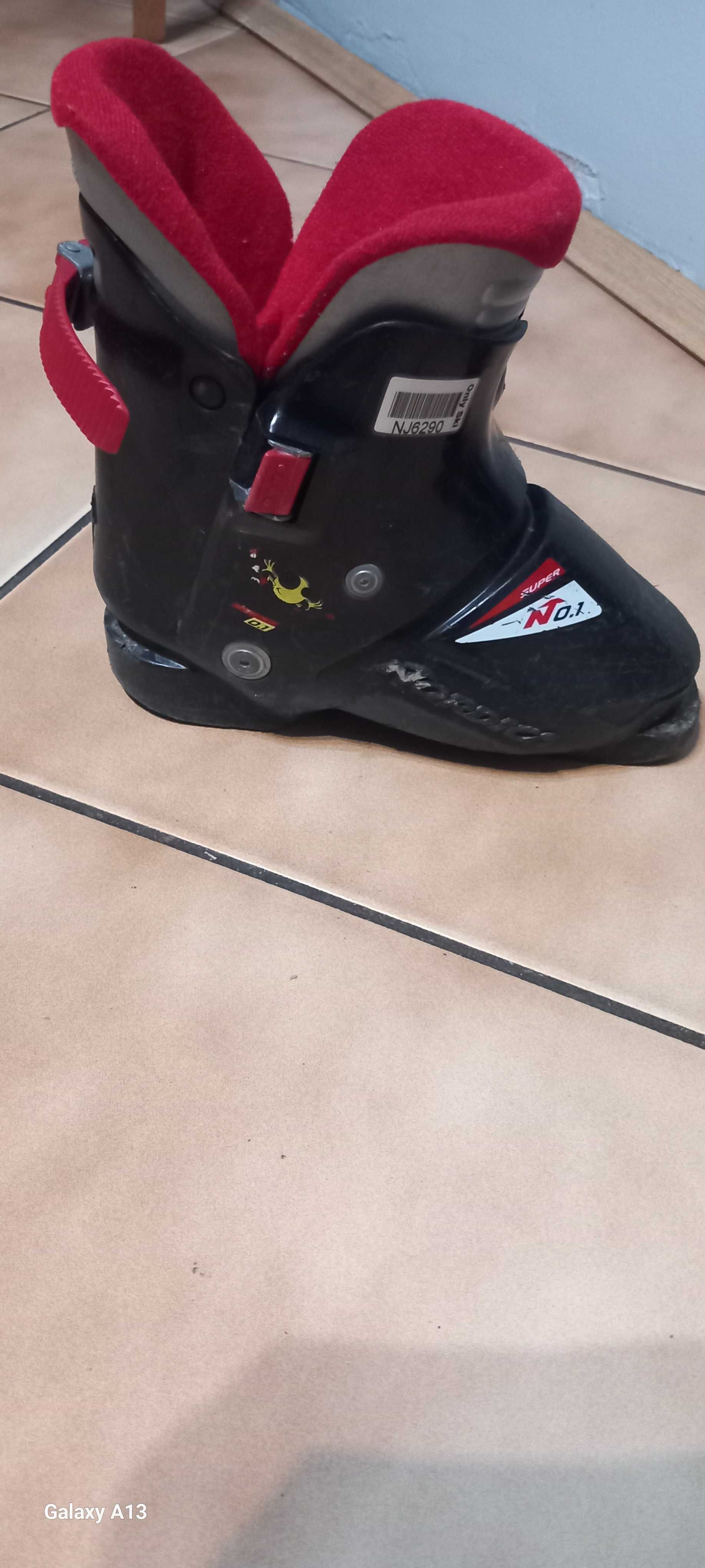 Narty dzieciece i buty komplet