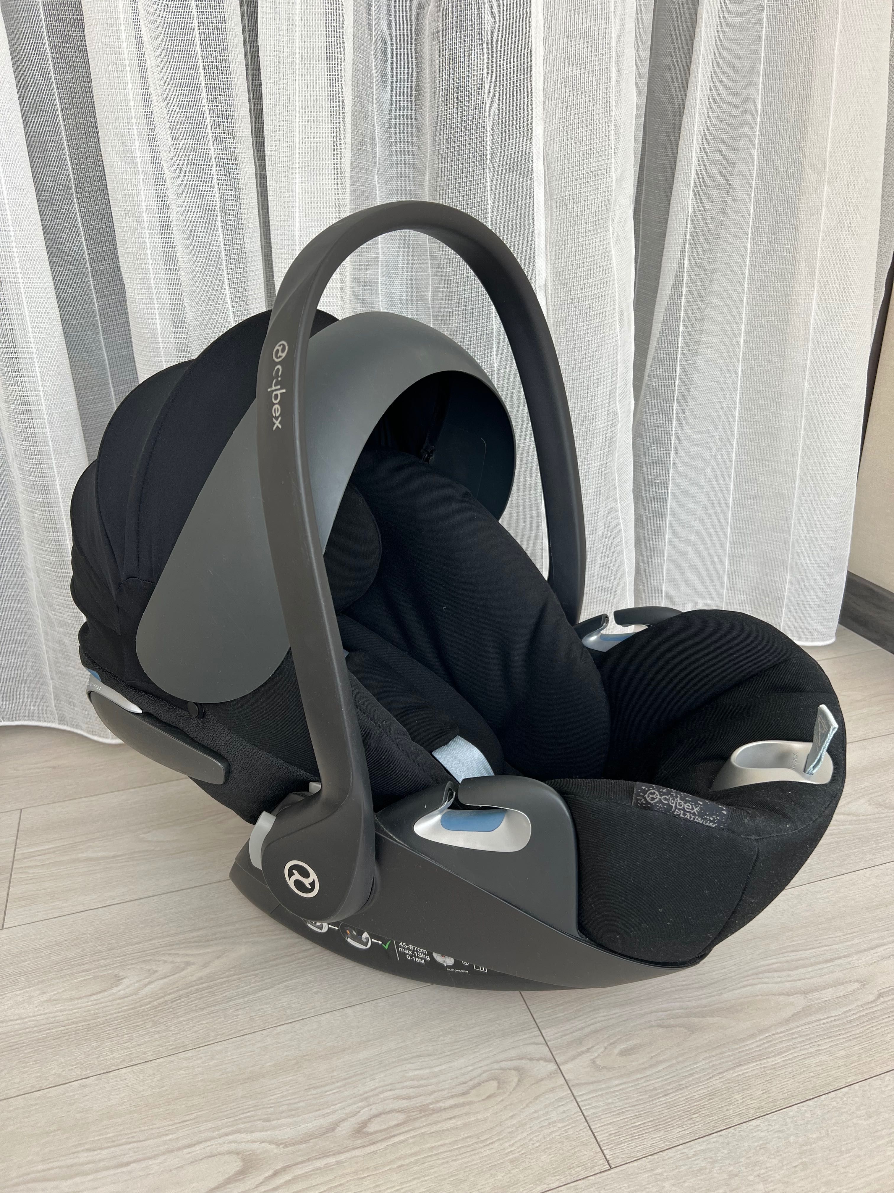 Автокрiсло Cybex Cloud Z i-Size (Plus / Deep Black)