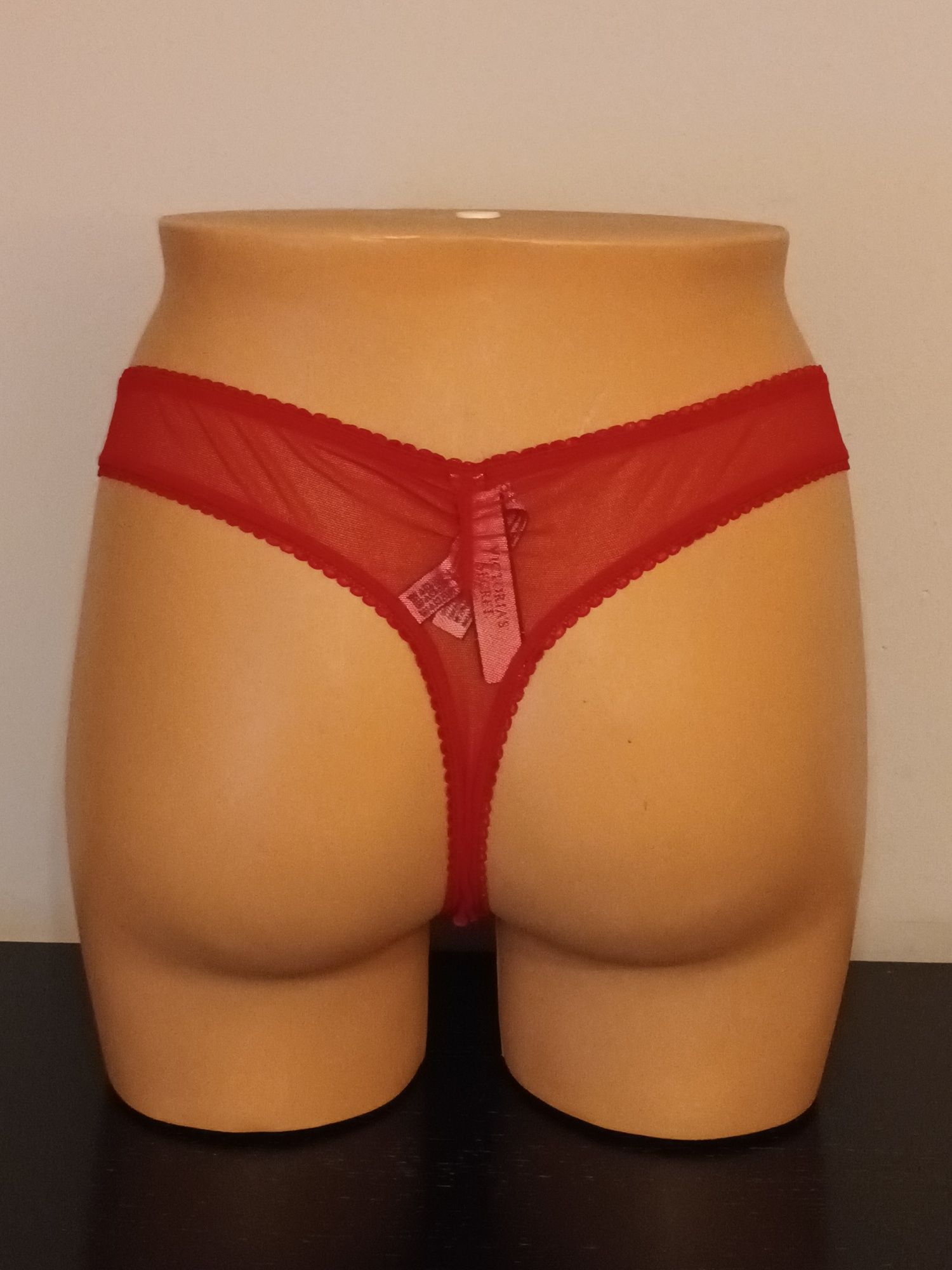 Victoria's Secret  Majtki Stringi  Roz.M  Oryginał