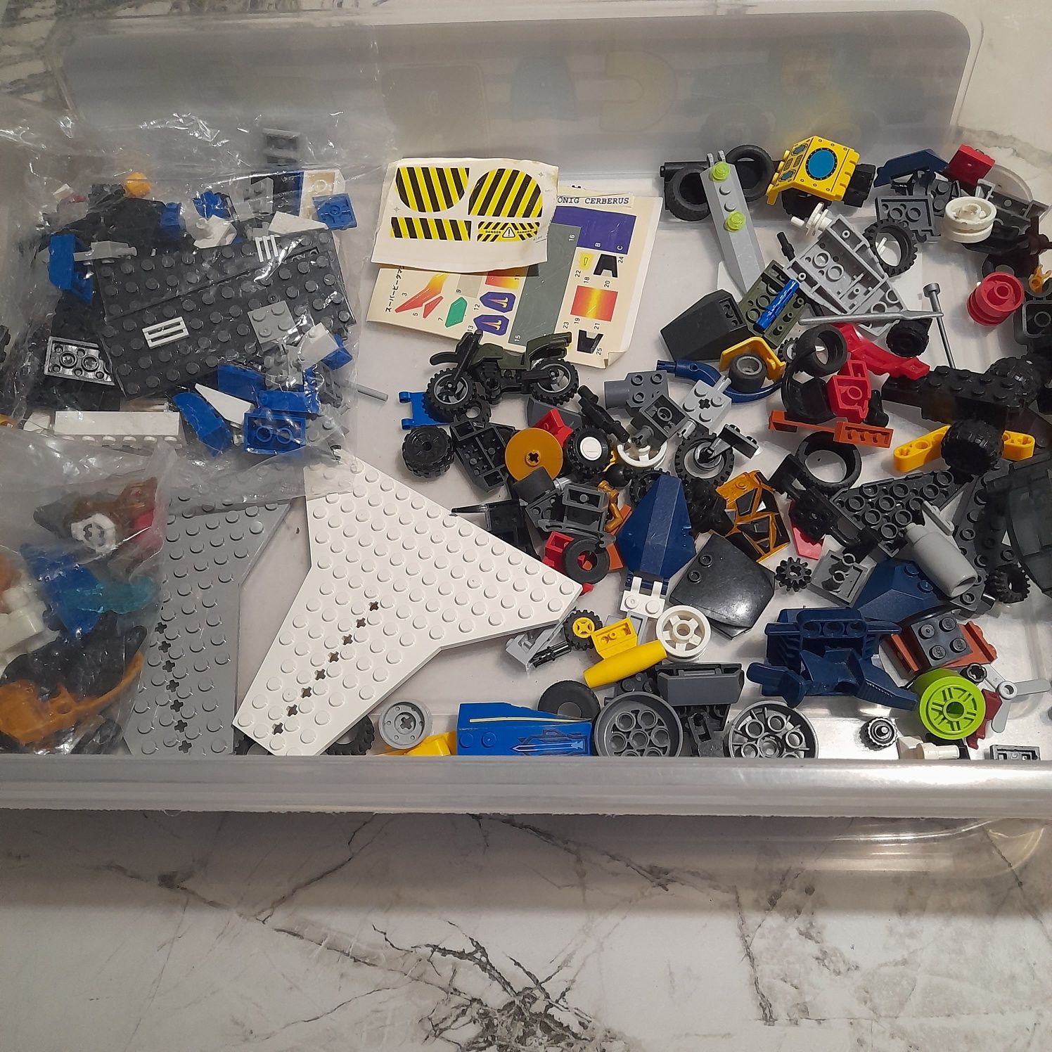 Lego на вагу, 4,2 кг. Ціна 1176 грн.