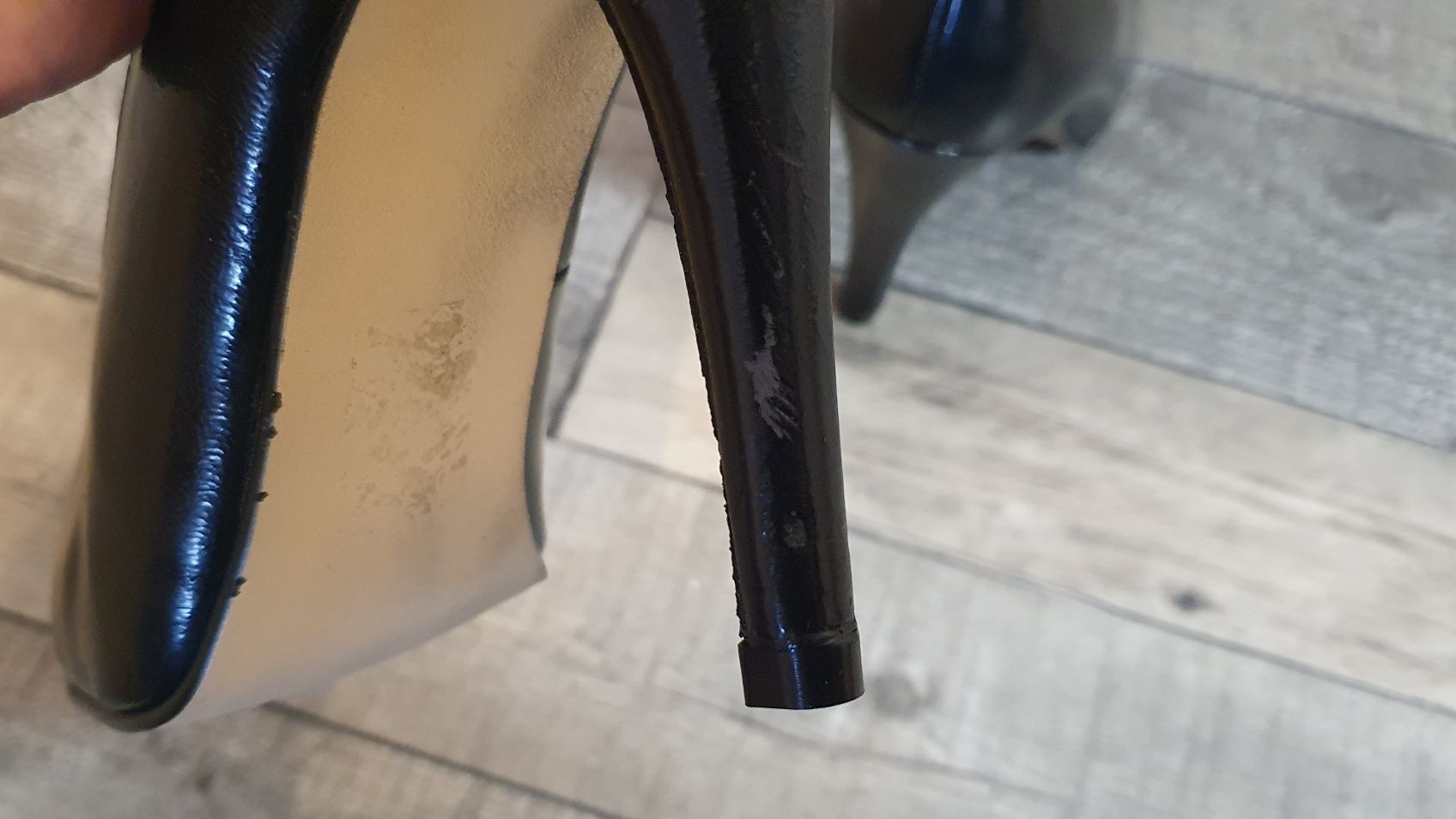 Szpilki Beverly Hills czarne długość wkładki 27 cm!