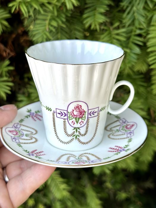 Чайна пара, ЛФЗ.