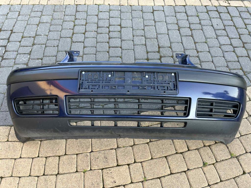 Zderzak przód golf 4