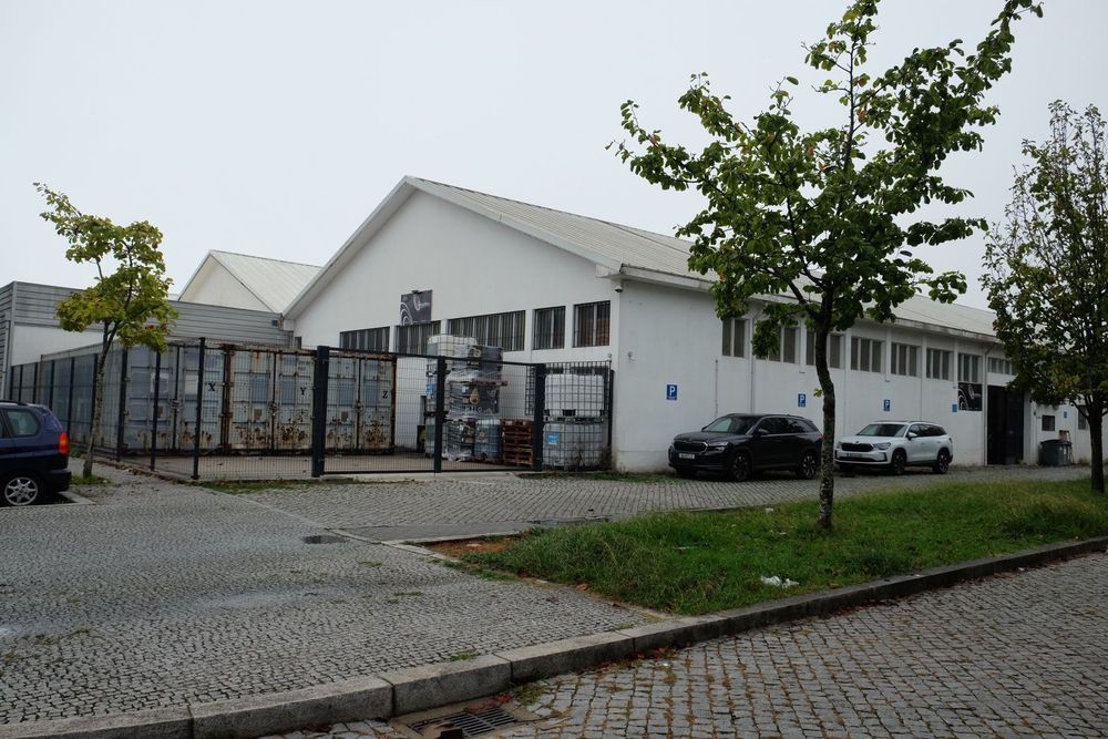 Armazém para arrendamento 800m2