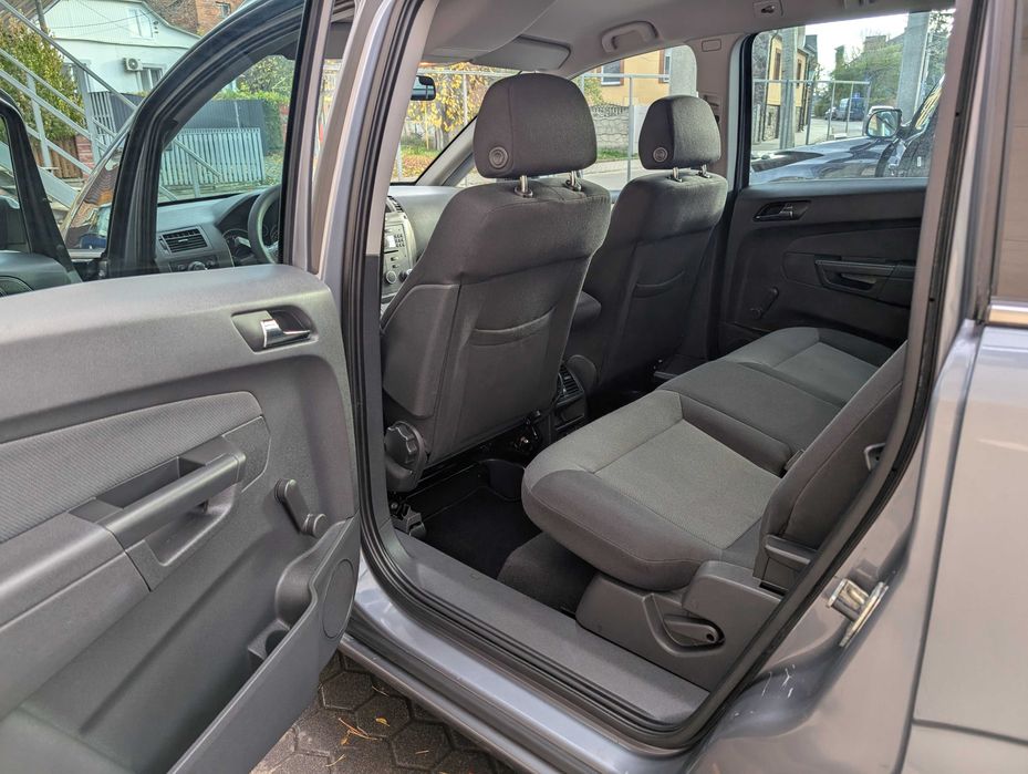 Свіжопригнаний Opel Zafira (зі Швейцарії), 176тис оригінальний пробіг