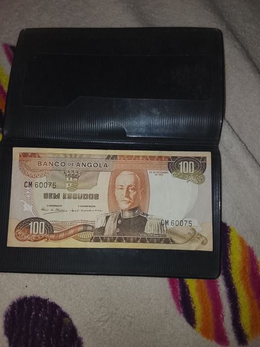 Nota de 100 escudos Angola 1972