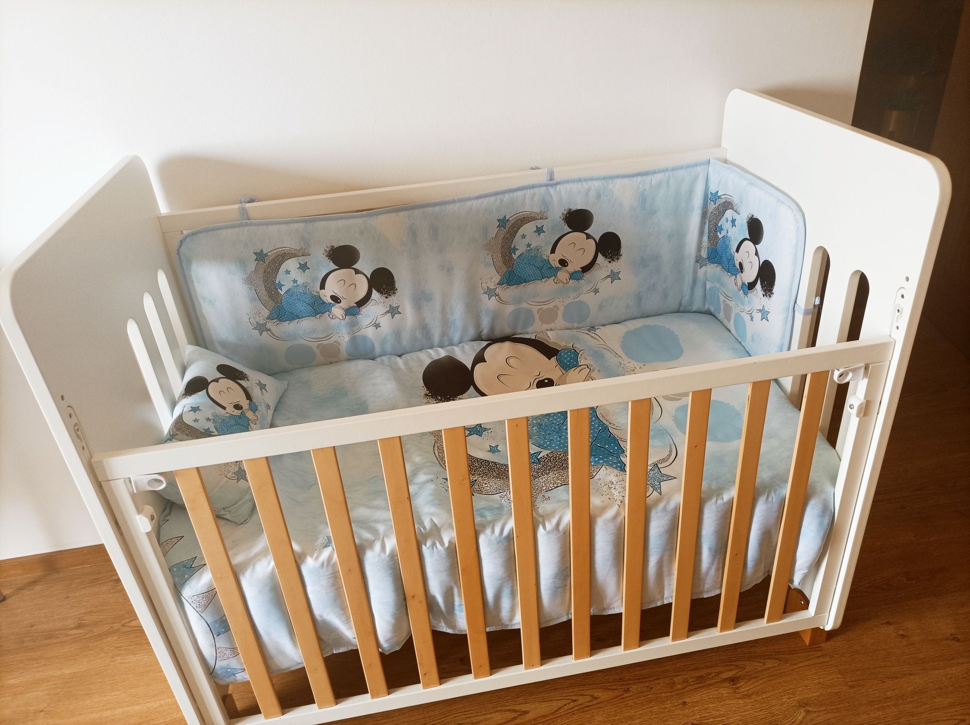 Cama para bebe / berço