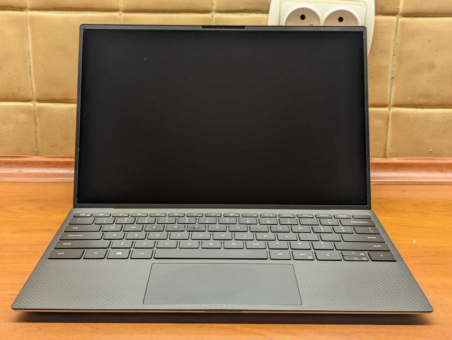 Dell XPS 13 9300, i5-1035G1, FHD IPS+, 8 RAM, 256 ssd