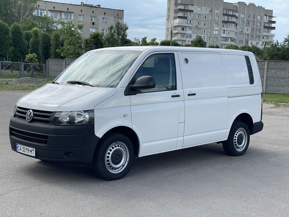 Vw transporter  вантажний