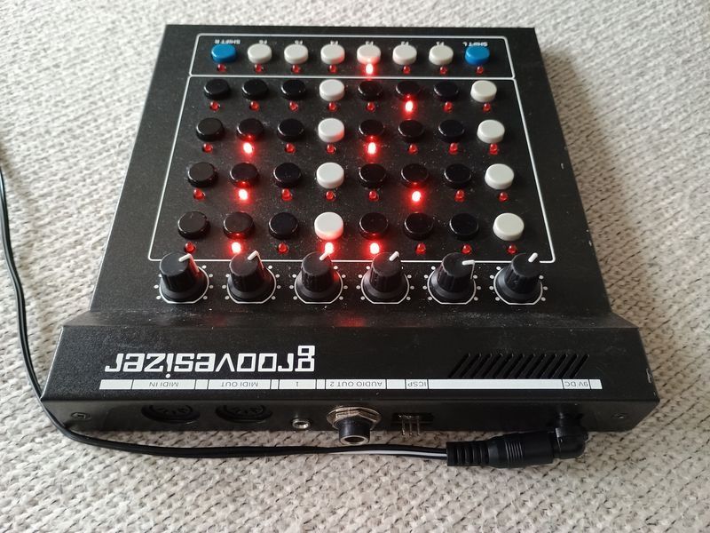 Groovesizer MB MULTIBOARD kontroler
