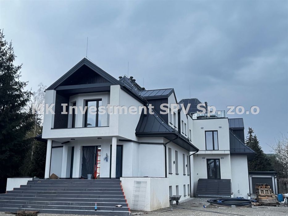 Hostel, Akademik, dom spokojnej starości - nowy