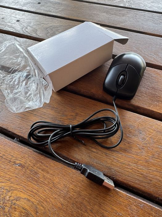 Проводная компьютерная мышь