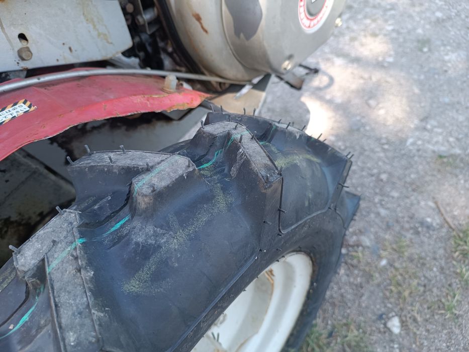 Японський мотоблок Yanmar.