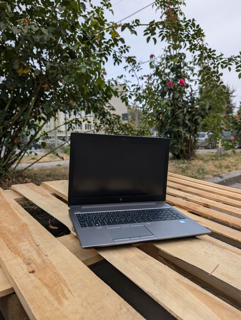 Quadro(4GB)/Ноутбук HP Zbook 15 G5/i7-8850H/32GB/512M2/FHD/IPS/опт