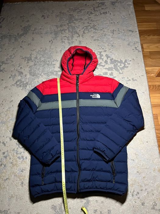 Продам куртку осень весна