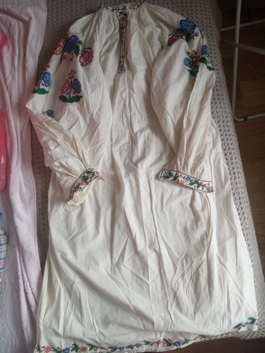 Старовинна вишита сорочка