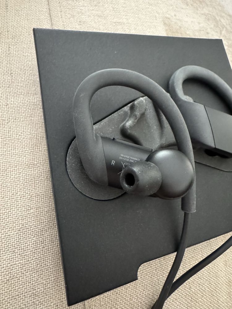 Powerbeats em muito bom estado