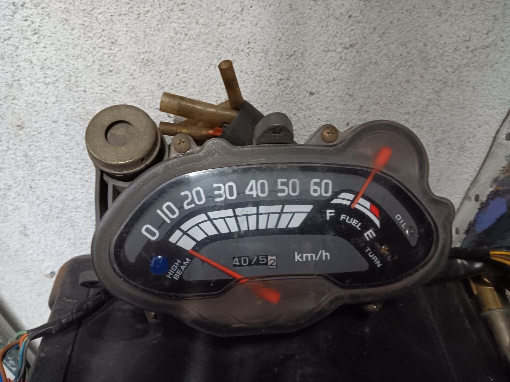 Vendo Conta-Quilómetros de Scoote - Honda Vision 50