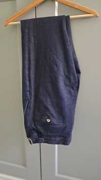 Spodnie dżinsowe Soprano z zakładkami. 4Gentleman, rozmiar 46