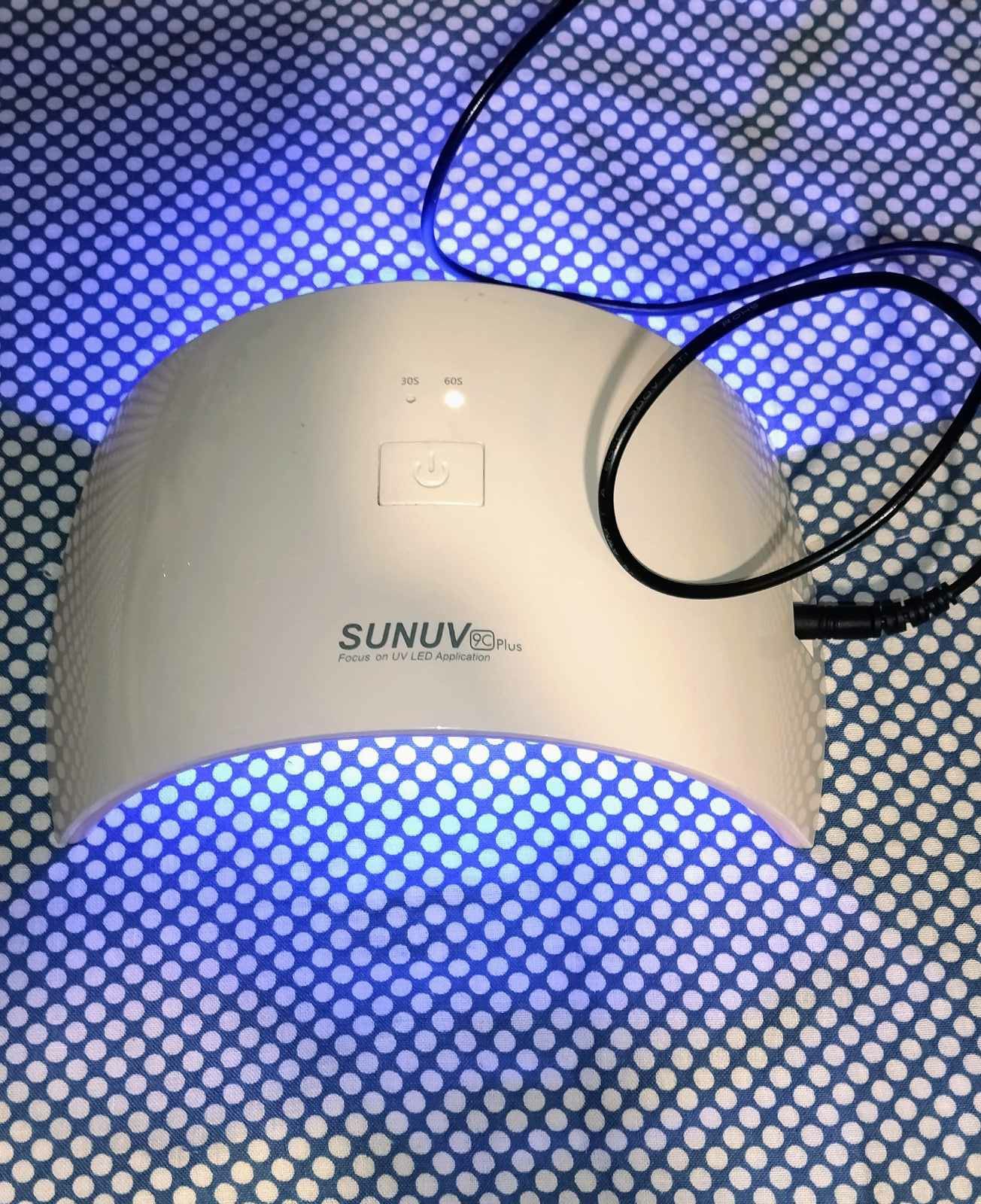 Лампа для сушки ногтей UV-LED SUN 9 C 36 W.. Нужен ремонт.