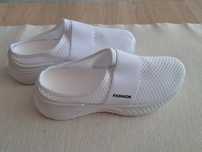 Sprzedam damskie lekkie buty