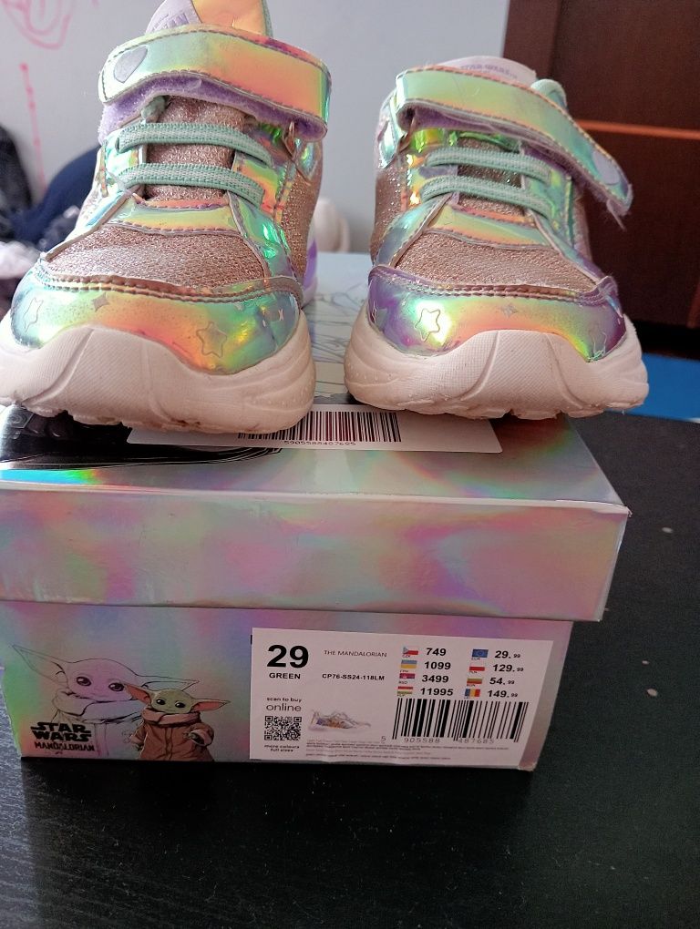Świecące buty dla dziewczynki rozm. 29
