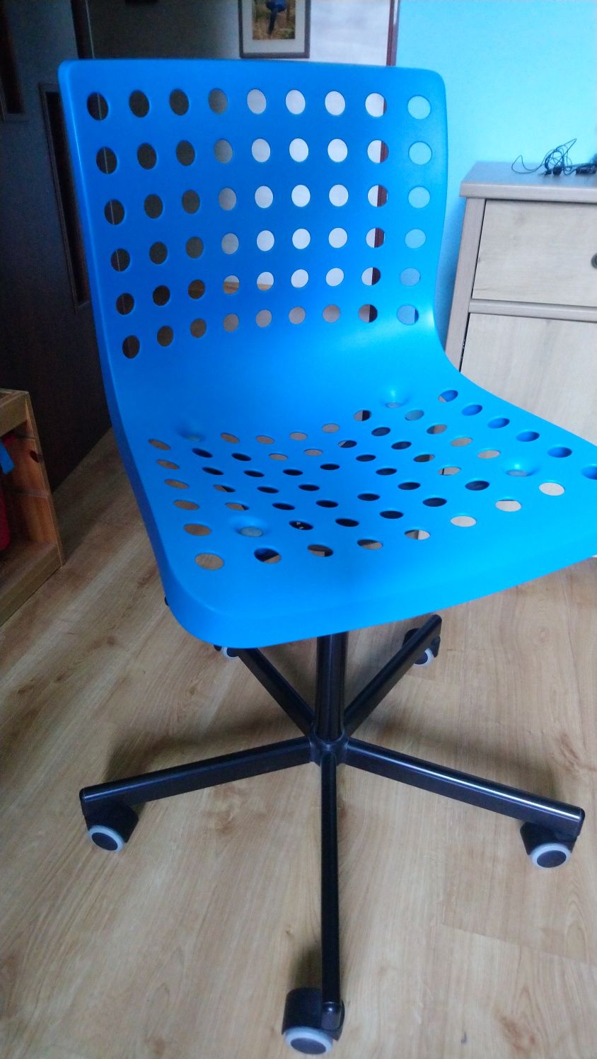 Krzesło do biurka na kółkach ,dziecięce Ikea