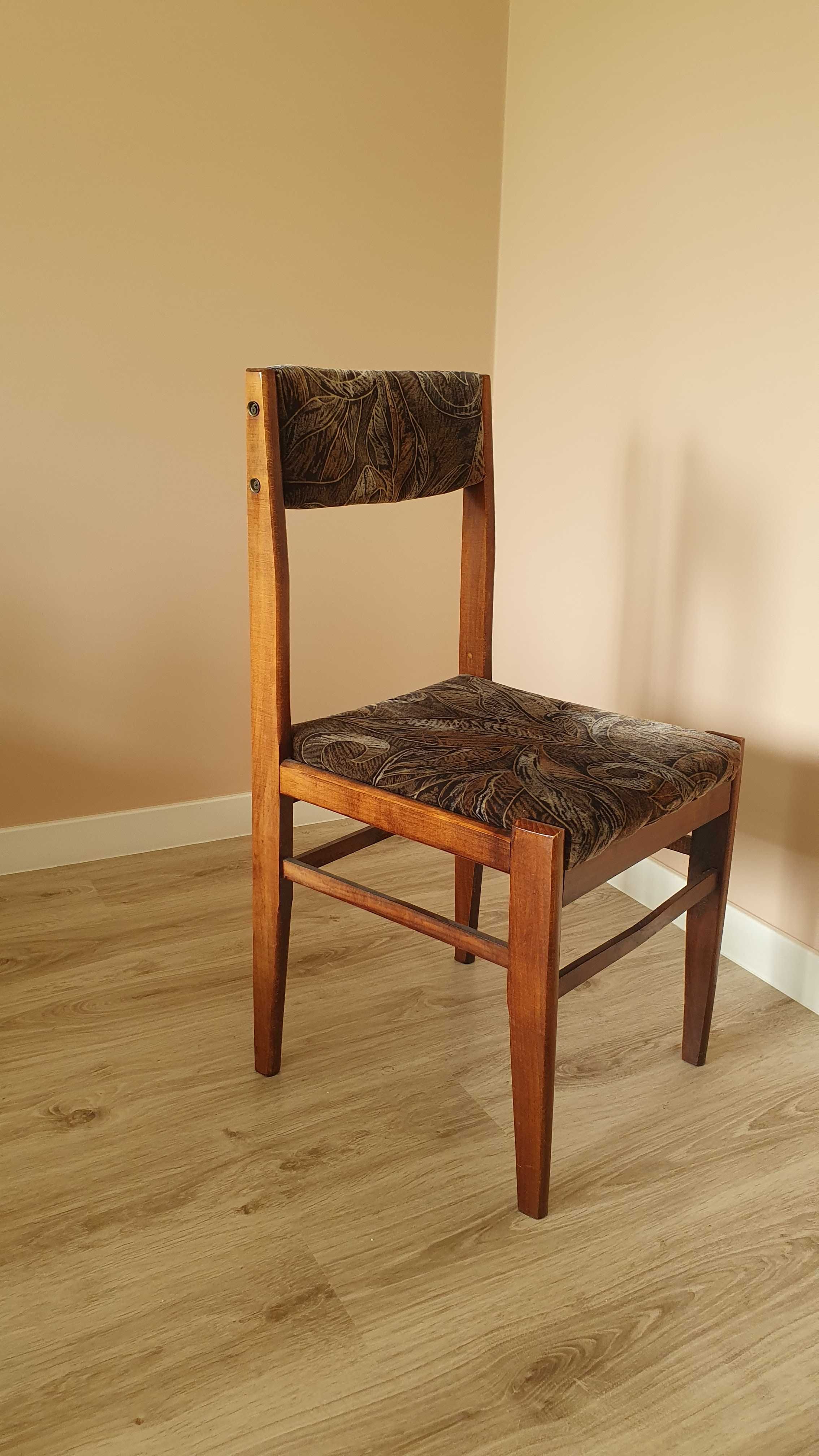 Krzesła PRL tapicerowane 25zł - sztuka (komplet 4 sztuki)