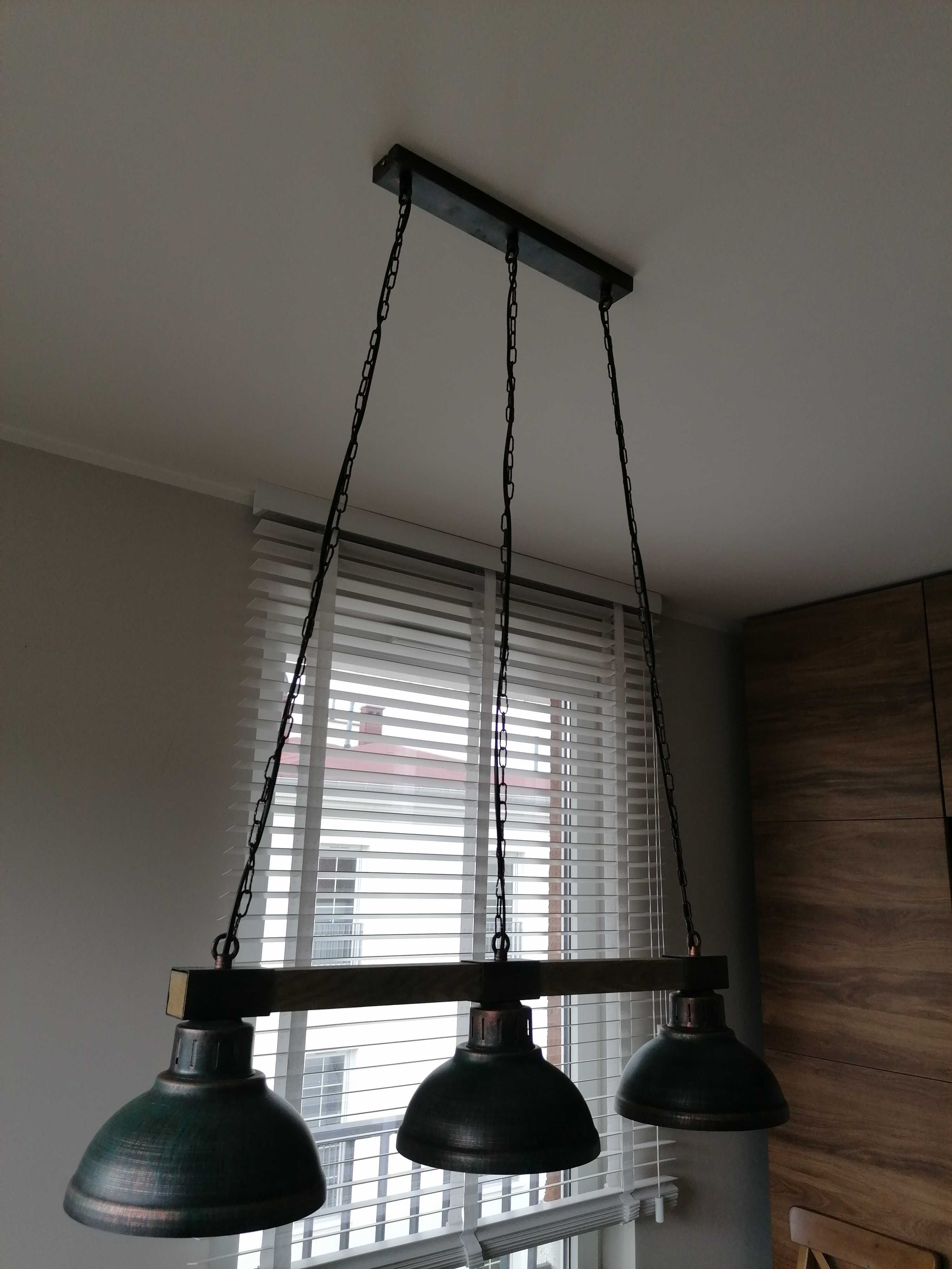 Lampa sufitowa industrialna