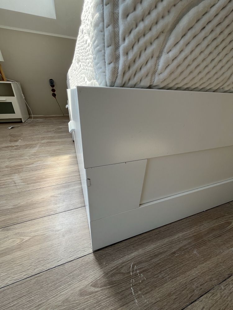 Łóżko Ikea z materacem