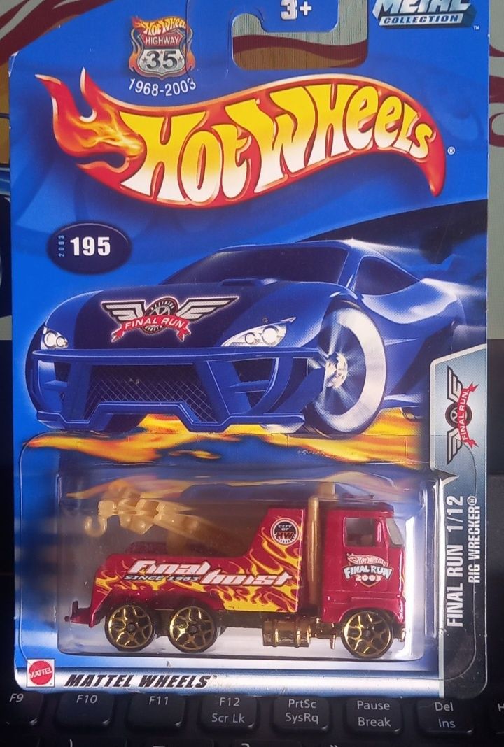 Hot wheels- Rig Wrecker- 2002