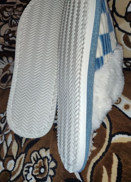 Комнатные теплые тапочки дешево