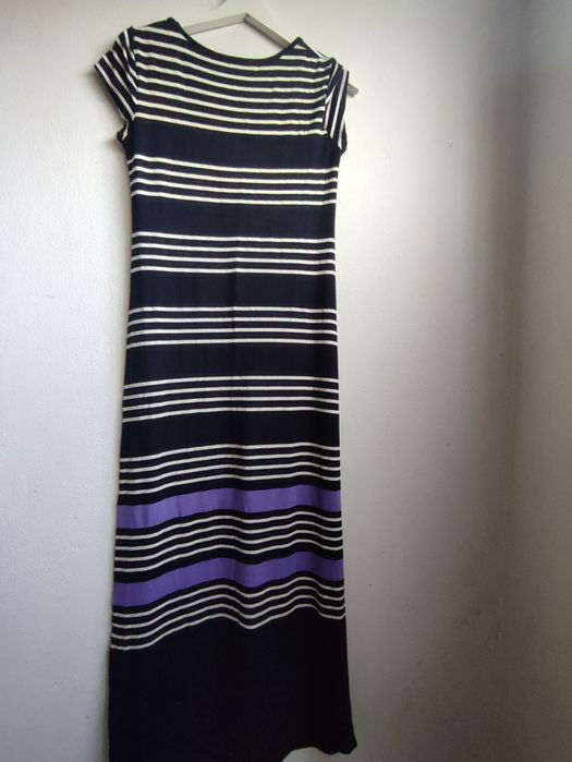 Vestido longo Crew Clothing Company